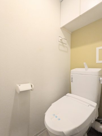 エルファーロ中野富士見町のトイレ|ゆったりとした空間のトイレです