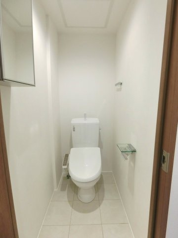 ミリアージュ下北沢のトイレ|ゆったりとした空間のトイレです