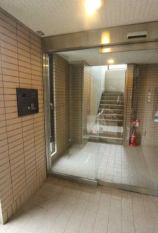 JM’SCOURT　南向き　角部屋　振分　ファミリー向けのエントランス