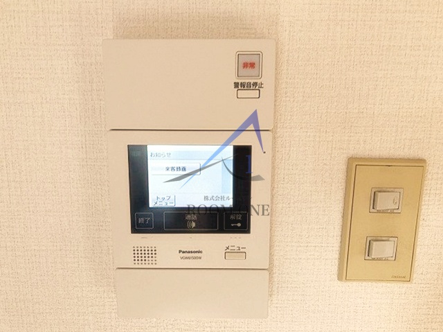 クリオ入谷壱番館のセキュリティ|モニター付きインターホンです。