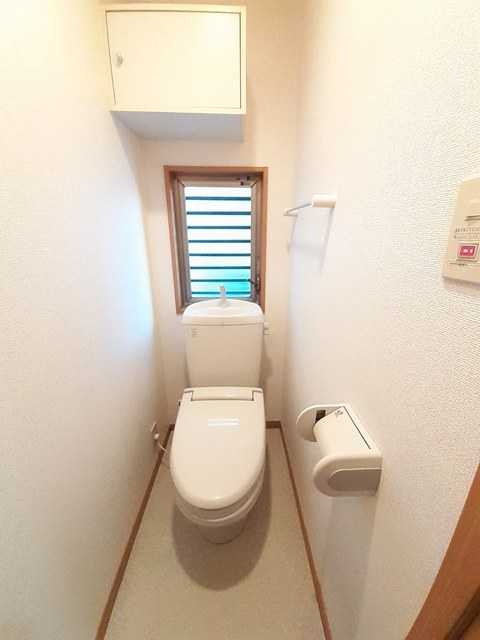 ボン　ドゥムールのトイレ
