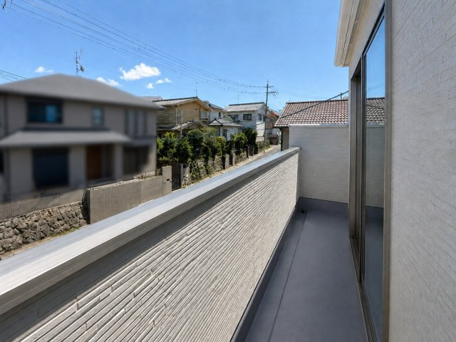 戸建 宇治市広野町寺山のバルコニー
