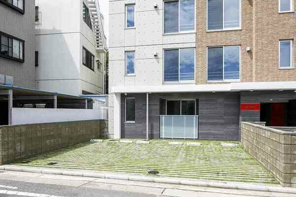 quador名古屋駅の駐車場
