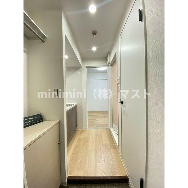 大阪市大正区三軒家西３丁目の賃貸マンションの玄関