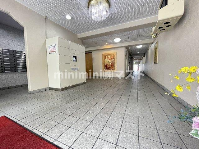 大阪市大正区三軒家西３丁目の賃貸マンションのロビー