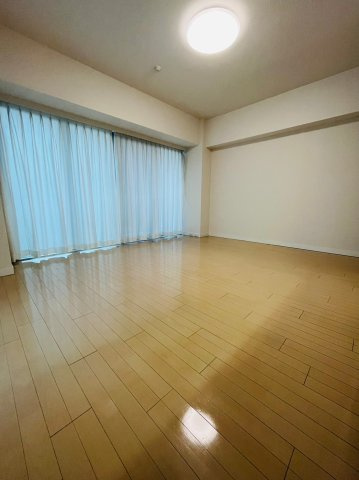 仲介手数料0円！！ミュプレ矢場町の居間・リビング