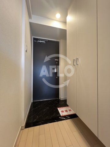 アドバンス西梅田の玄関|アドバンス西梅田　玄関