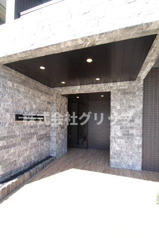 Le'a横濱天王町伍番館のエントランス