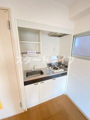 大阪市淀川区東三国４丁目の賃貸マンションのキッチン