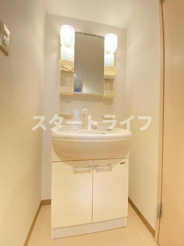 大阪市淀川区東三国４丁目の賃貸マンションの洗面所