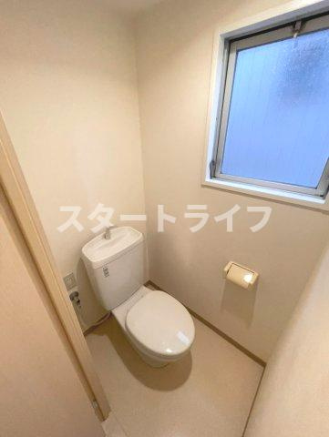 大阪市淀川区東三国４丁目の賃貸マンションのトイレ
