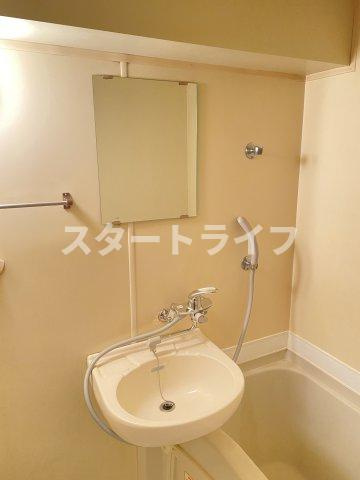 大阪市東淀川区東中島２丁目の賃貸マンションの洗面所