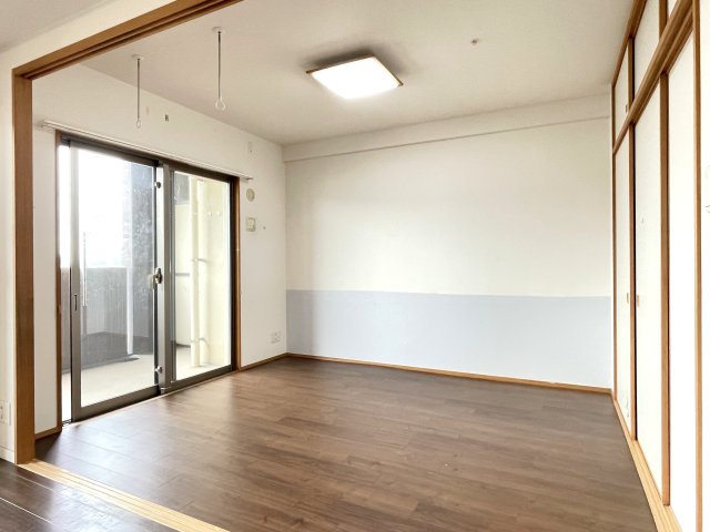 アルファステイツ下松市役所前の洋室