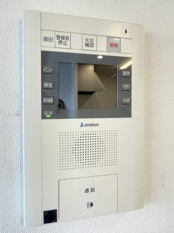 アルファステイツ下松市役所前の防犯設備|モニター付きインターホン！来訪者が確認できて安心です