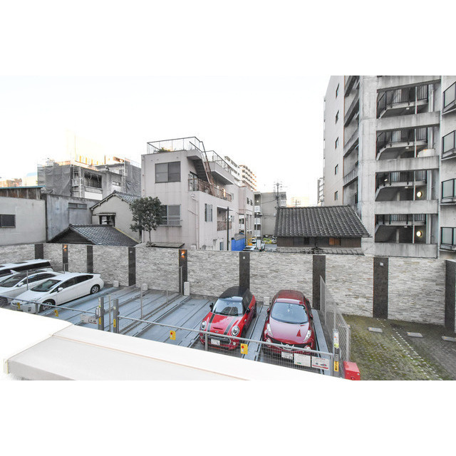 ファーストレジデンス栄の展望
