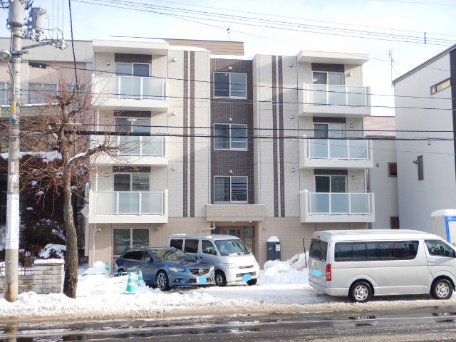ＥＡＴＯＮ　ＲＥＳＩＤＥＮＣＥ中の島