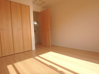 【別室参考写真】南向きで明るいお部屋です♪