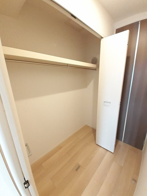 メゾン　ＴＯＺＥＮの収納
