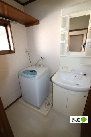 本町山岸ハイツの洗面所