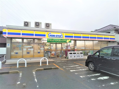 ミニストップ南花畑２丁目店まで270ｍ