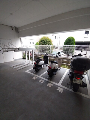 ★バイク置場★（空き状況・使用料等詳細はご確認下さい）