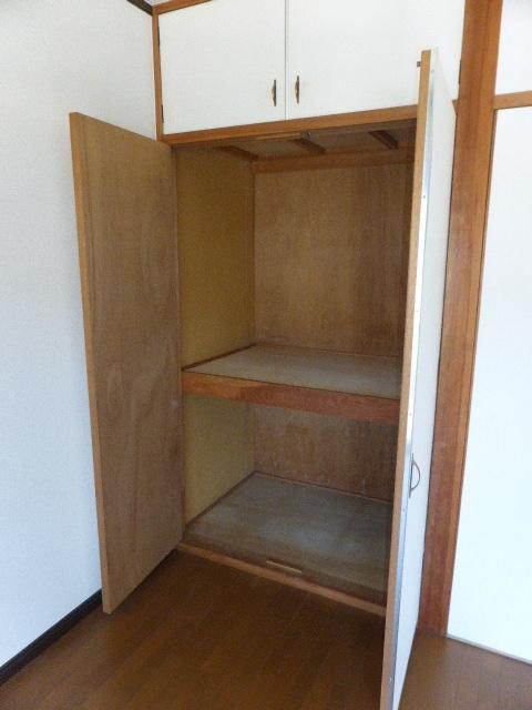 ヒルズ池下　Ａ棟の収納