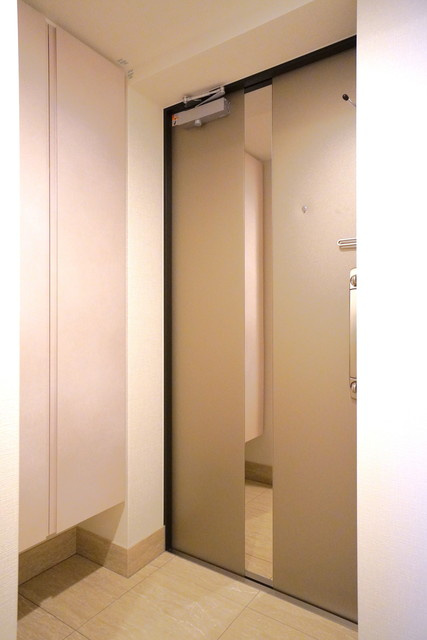 ベルファース神田神保町の玄関|※写真は同タイプ住戸です。
