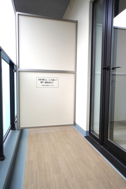 ベルファース神田神保町のバルコニー|※写真は同タイプ住戸です。