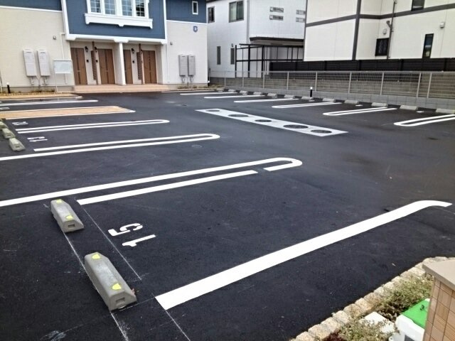 カテュルスフェリスⅠの駐車場