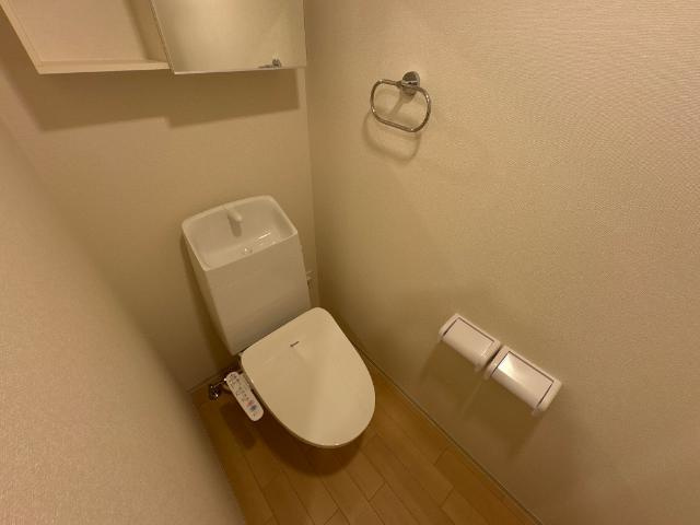 ダイアンサスⅢのトイレ|シャワー付トイレ