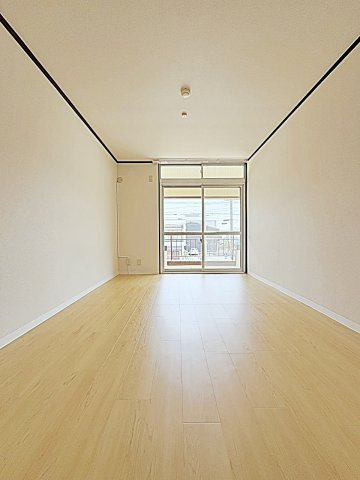 田中ビルの洋室