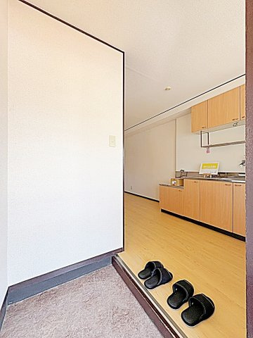 田中ビルの玄関
