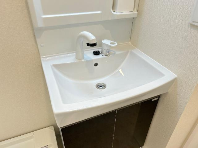 コンフォート中新の洗面所|洗髪洗面化粧台