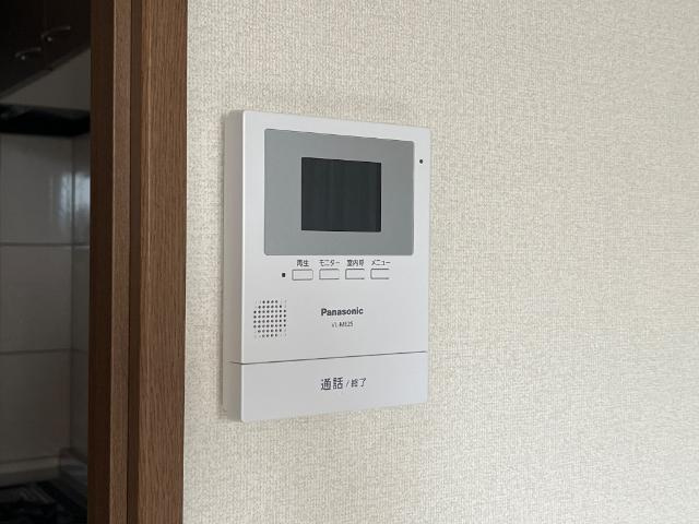 プチ　グレースの内装|カメラ付インターホン