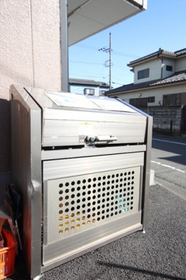 ★敷地内ごみ置き場★