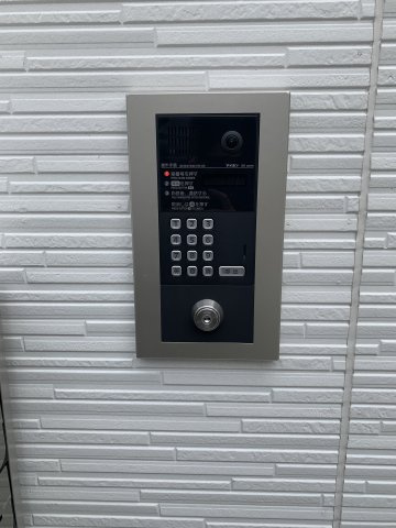 横浜市鶴見区上の宮１丁目のアパートのセキュリティ