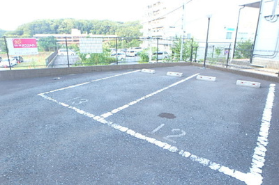 敷地内駐車場（要空き確認）