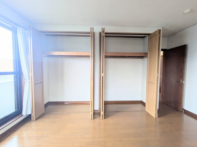 8.7帖の洋室の収納