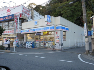 ローソン 大船駅西口店まで650ｍ