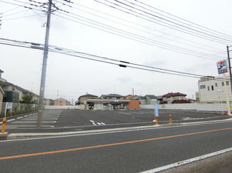 セブン-イレブン 厚木下荻野店まで230ｍ