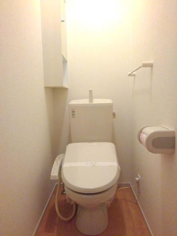 アッシュ８　Ａのトイレ|ゆったりとした空間のトイレです