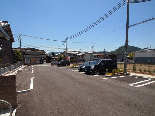 ヴィオラ　パッソ5の駐車場