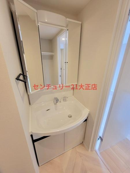 Louis Residence 弁天町の洗面所|★人気の独立洗面台★