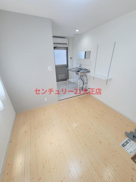 ポートワンの洋室