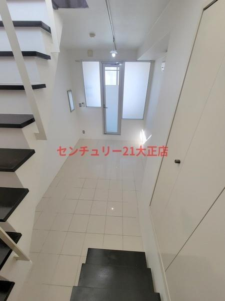 U residence 弁天町　(是空弁天)の洋室