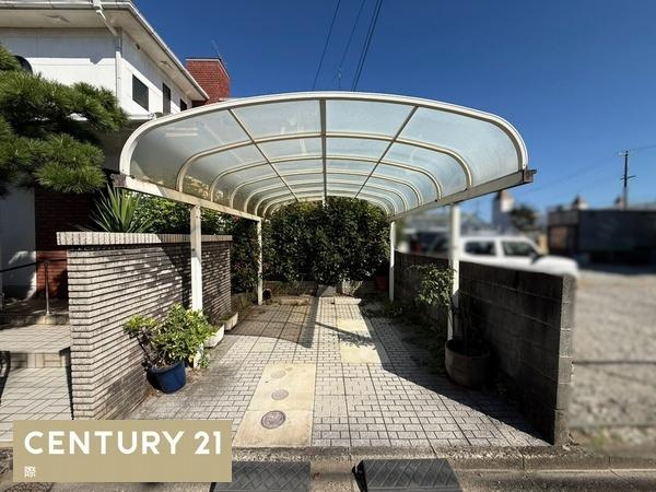 和歌山市小雑賀　中古戸建の駐車場