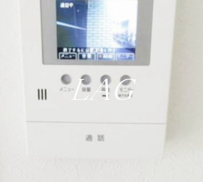 【セキュリティ】 | シルクコートＢ | モニター付きインターホンです。