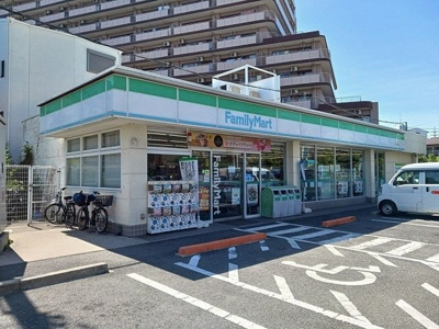 【周辺】 | ウィズ　バディーズ | ファミリーマート様まで300m