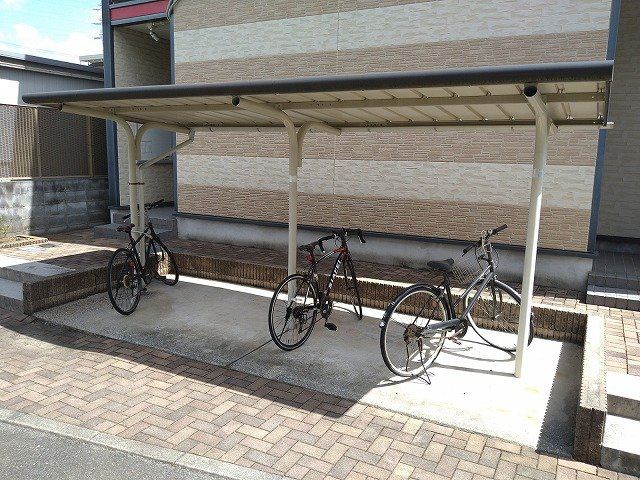 【その他】 | レオパレスボーテ | 駐輪場　原付＆自転車のみ駐輪可能