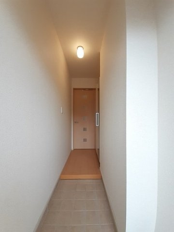 チェスタ仲町の玄関